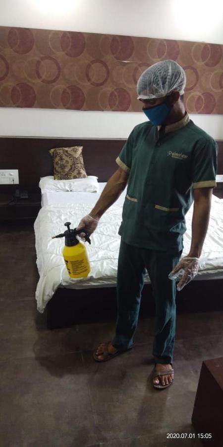 Hotel Palm View Residency Vadodara Kültér fotó