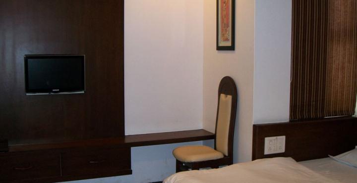Hotel Palm View Residency Vadodara Kültér fotó